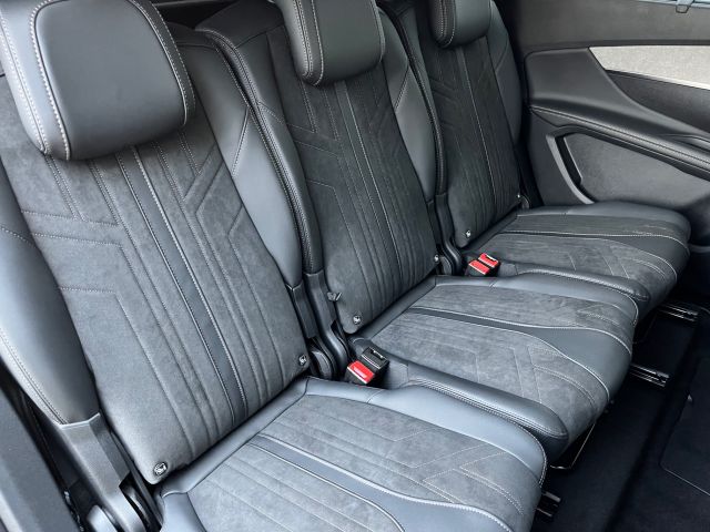 5008 BlueHDi 180 EAT8 GT Pack (M)