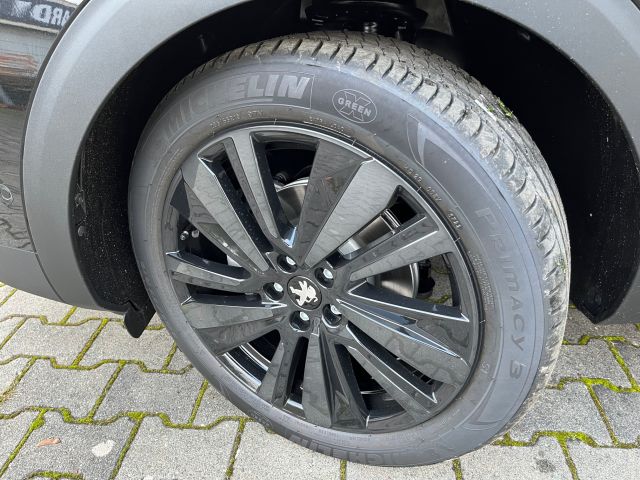 5008 BlueHDi 180 EAT8 GT Pack (M)