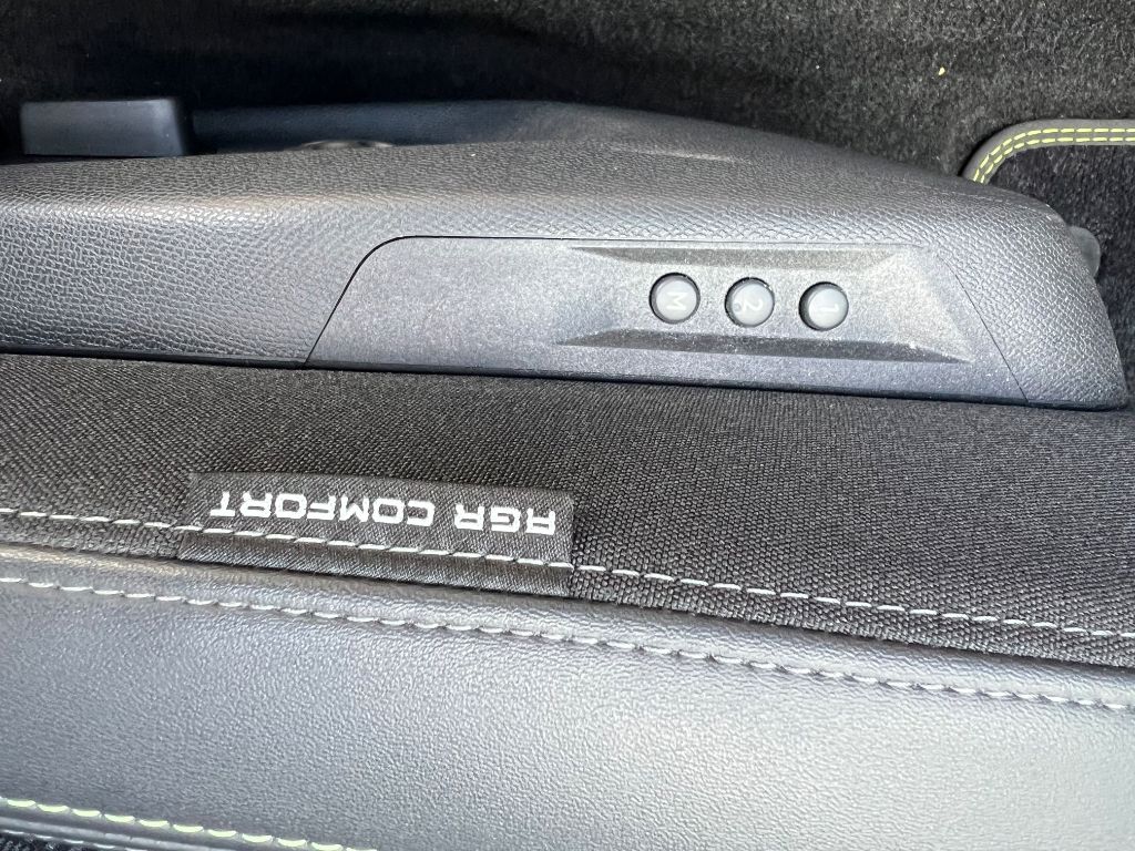 408 Hybrid 225 e-EAT8 GT (F)