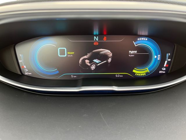 3008 Hybrid 225 e-EAT8 GT