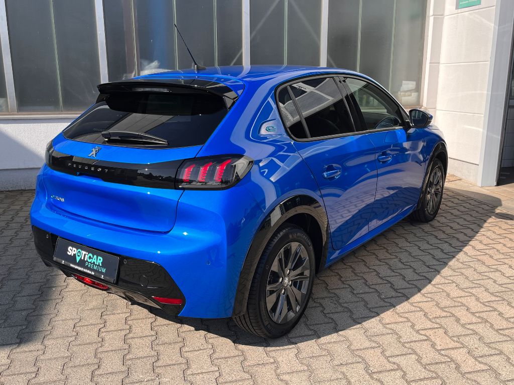 208 Elektromotor 136 Allure Pack