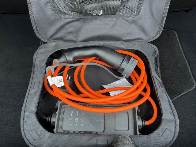 208 Elektromotor 136 Active
