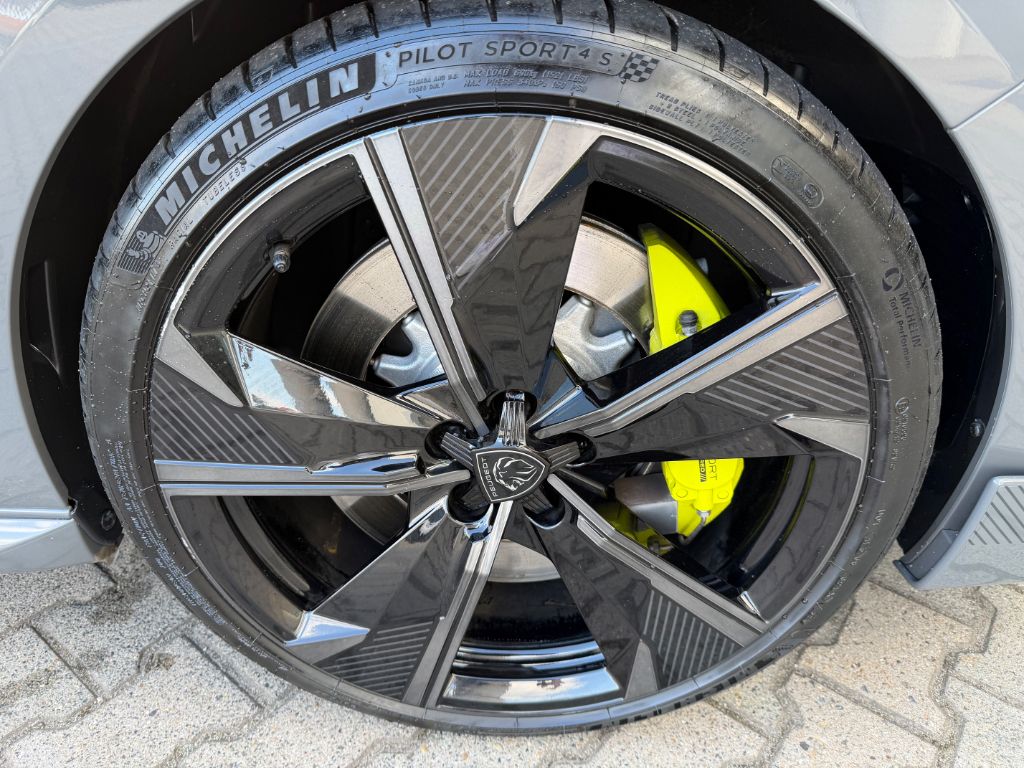 508 SW Plug-In Hybrid 360 e-EAT8 PEUGEOT SPORT ENGINEERED (F)