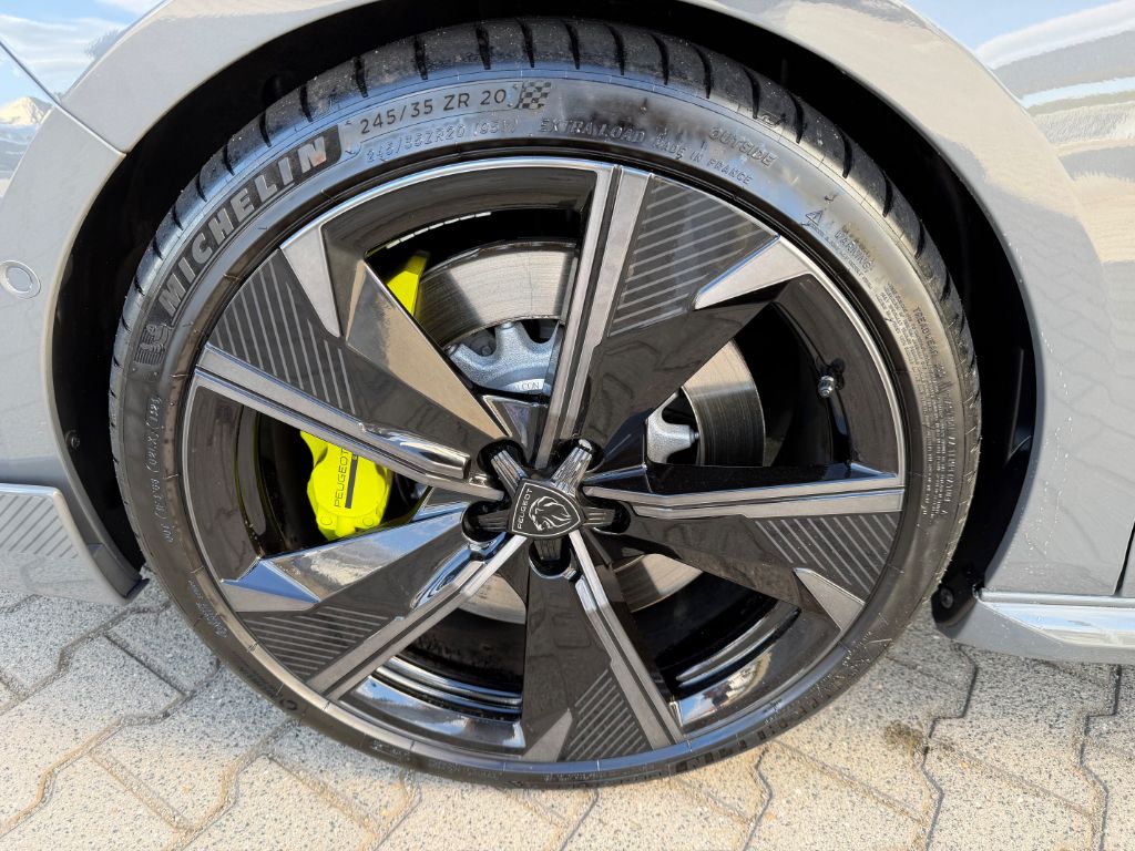 508 SW Plug-In Hybrid 360 e-EAT8 PEUGEOT SPORT ENGINEERED (F)