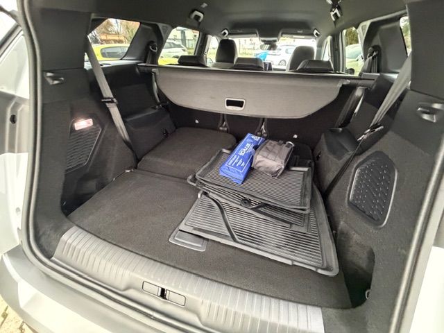 5008 Hybrid 136 e-DSC6 Allure (K)