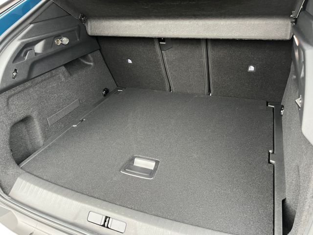 3008 Hybrid 136 e-DSC6 Allure