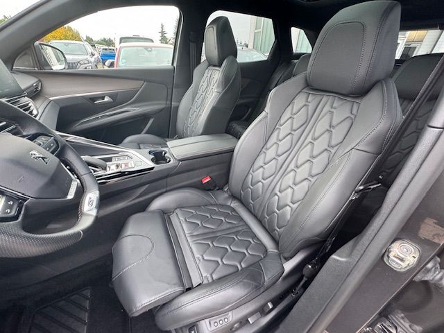 3008 Hybrid4 300 e-EAT8 GT Pack