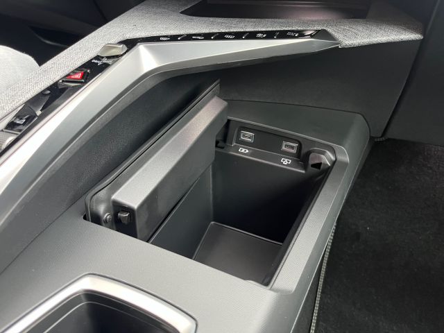 5008 Hybrid 136 e-DSC6 GT (K)