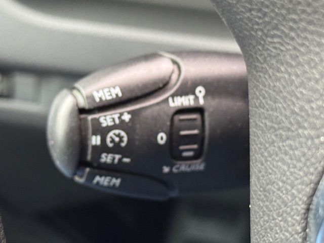 e-Expert L2H1 (75kWh) Premium