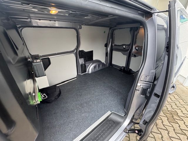 e-Expert L2H1 (75kWh) Premium
