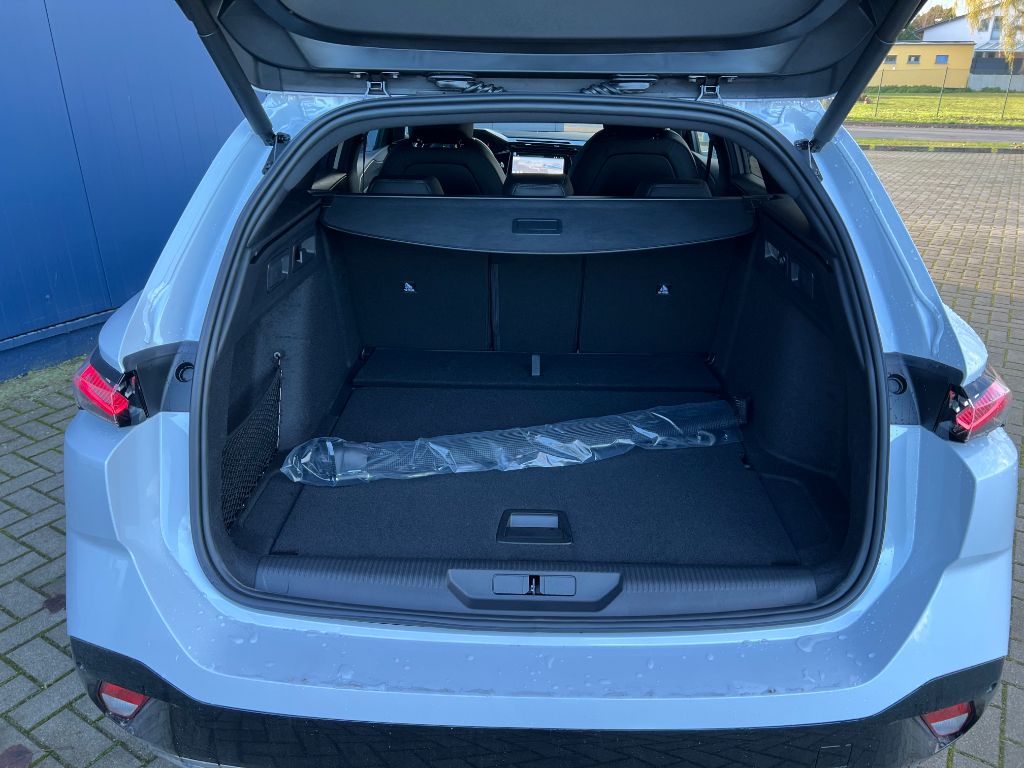 308 SW BlueHDi 130 EAT8 GT