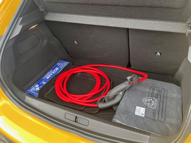 208 Elektromotor 136 Active Pack