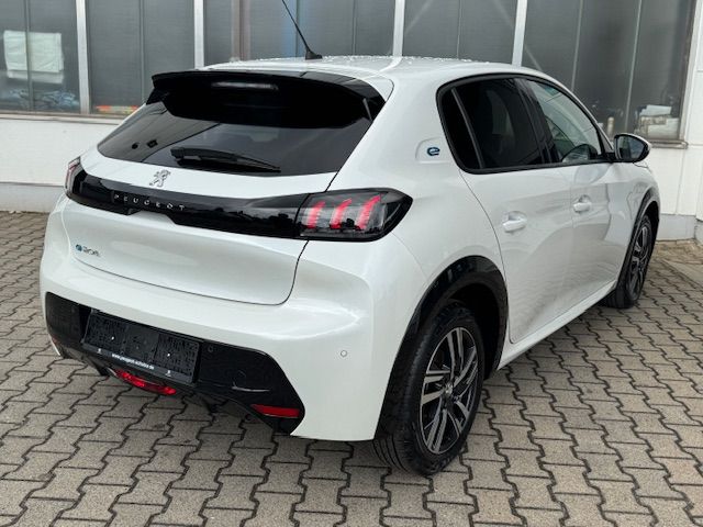 208 Elektromotor 136 Allure Pack