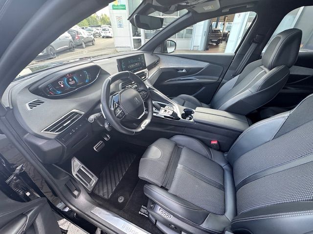 3008 Hybrid 225 e-EAT8 GT