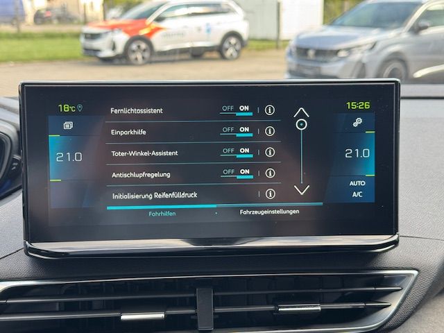 3008 Hybrid 225 e-EAT8 GT