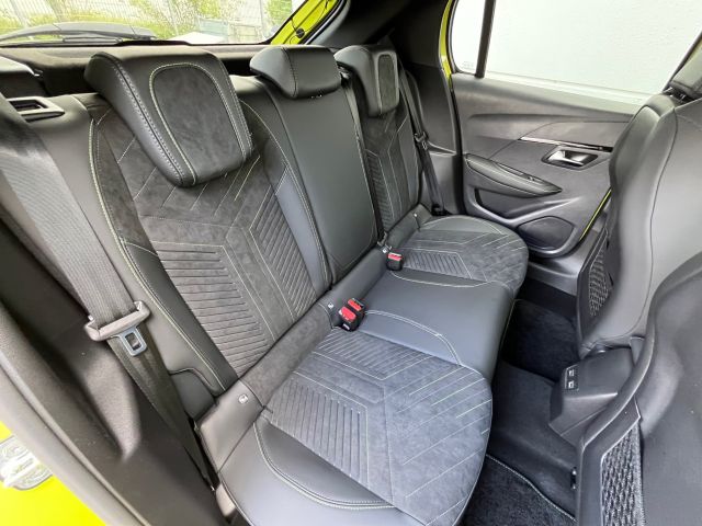 208 Hybrid 136 e-DSC6 GT (U)