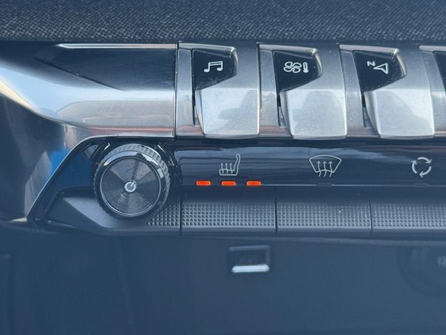 3008 PureTech 130 Stop & Start GPF Allure