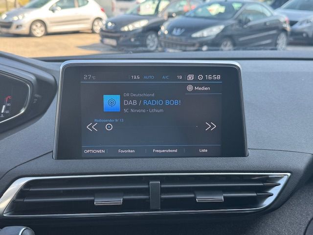 3008 PureTech 130 Stop & Start GPF Allure