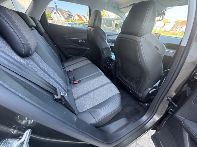 3008 PureTech 130 Stop & Start GPF Allure