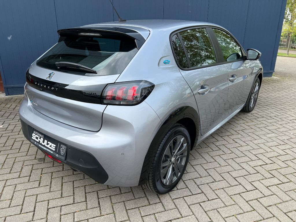 208 Elektromotor 136 Active Pack