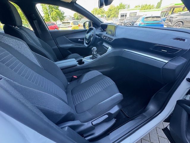 3008 PureTech 130 Stop & Start GPF Active Pack