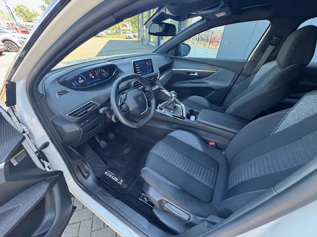 3008 PureTech 130 Stop & Start GPF Active Pack