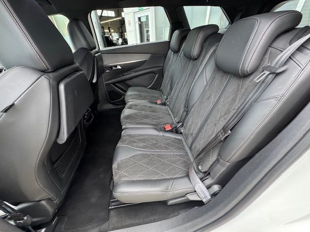 5008 BlueHDi 180 EAT8 GT / 5 Sitze/ AHK
