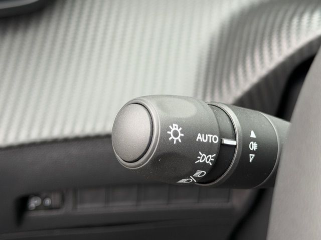 208 Hybrid 100 e-DSC6 Allure