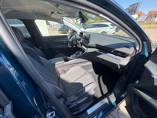 3008 Hybrid 225 e-EAT8 Roadtrip