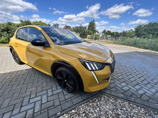 208 Elektromotor 136 GT Pack