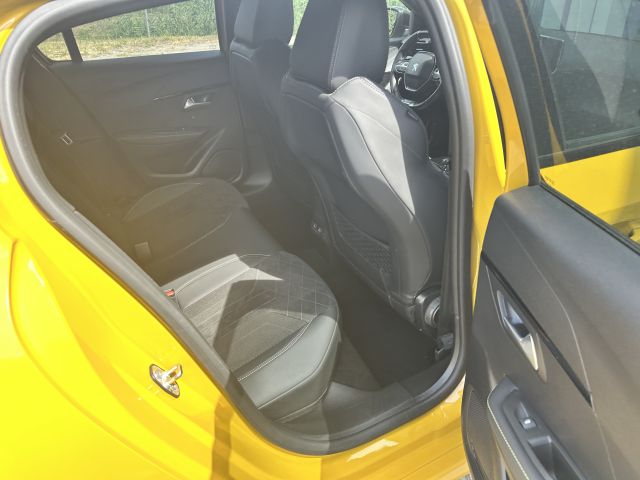 208 Elektromotor 136 GT Pack