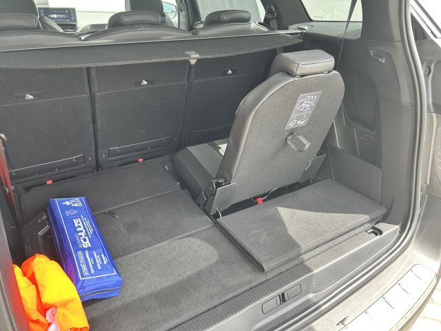 5008 PureTech 130 EAT8 Stop & Start Allure Pack