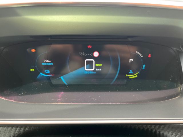 208 Elektromotor 136 GT Pack