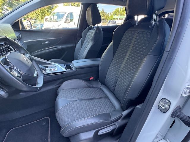 3008 Hybrid 225 e-EAT8 Roadtrip