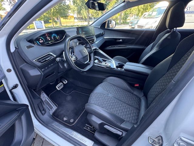 3008 Hybrid 225 e-EAT8 Roadtrip