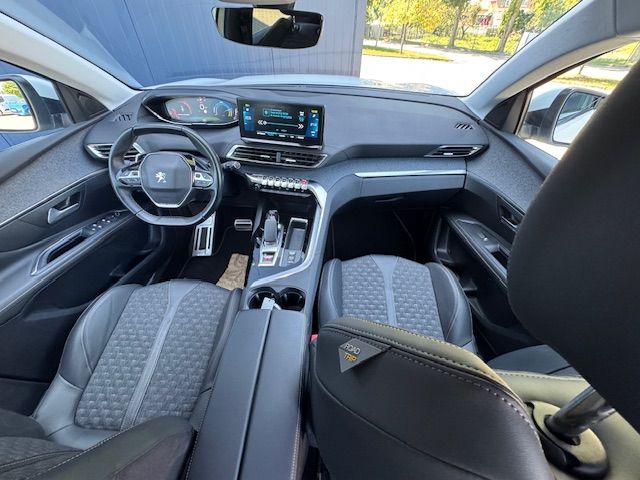 3008 Hybrid 225 e-EAT8 Roadtrip