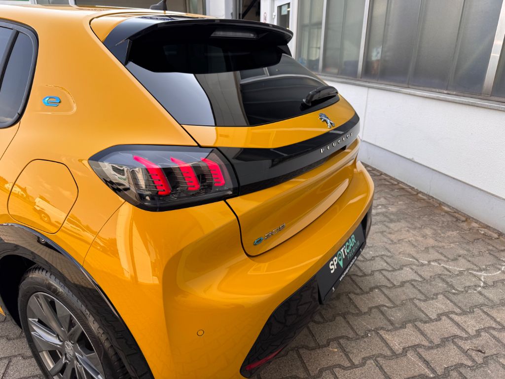 208 Elektromotor 136 Allure Pack