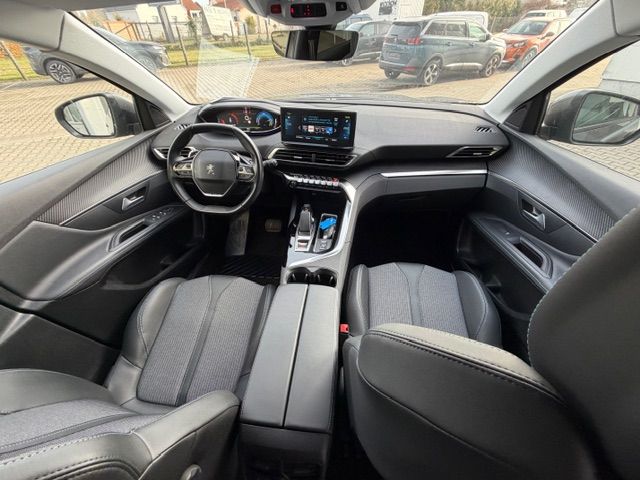 3008 Hybrid 225 e-EAT8 Allure