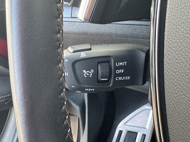 3008 Hybrid 225 e-EAT8 GT