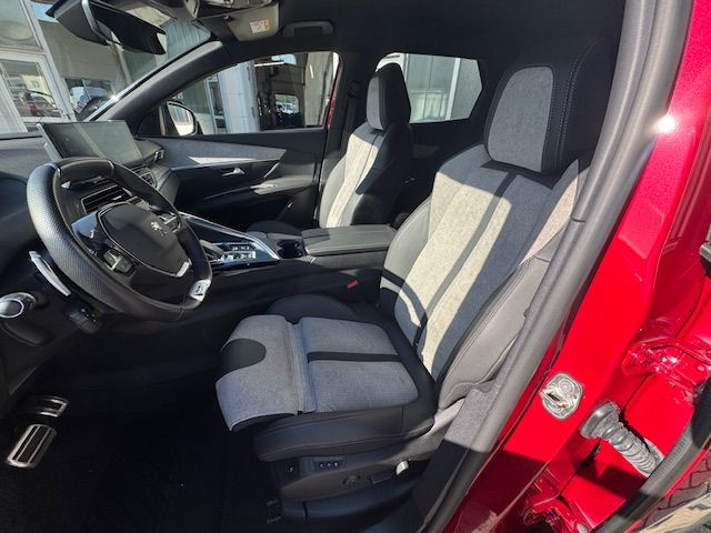 3008 Hybrid 225 e-EAT8 GT