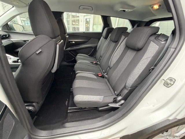 5008 PureTech 130 EAT8 Stop & Start Active Pack