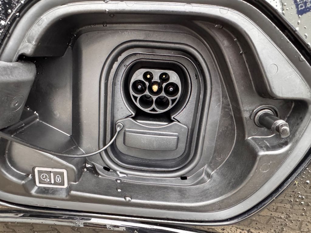 208 Elektromotor 136 Active Pack