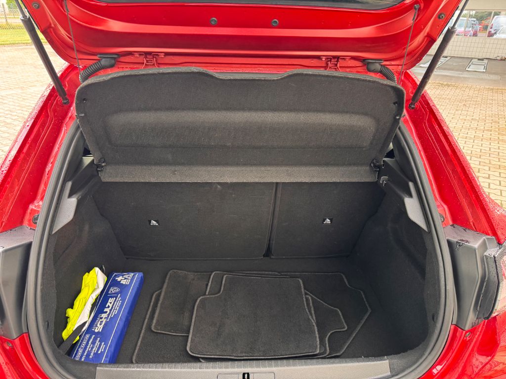 208 BlueHDi 100 Allure