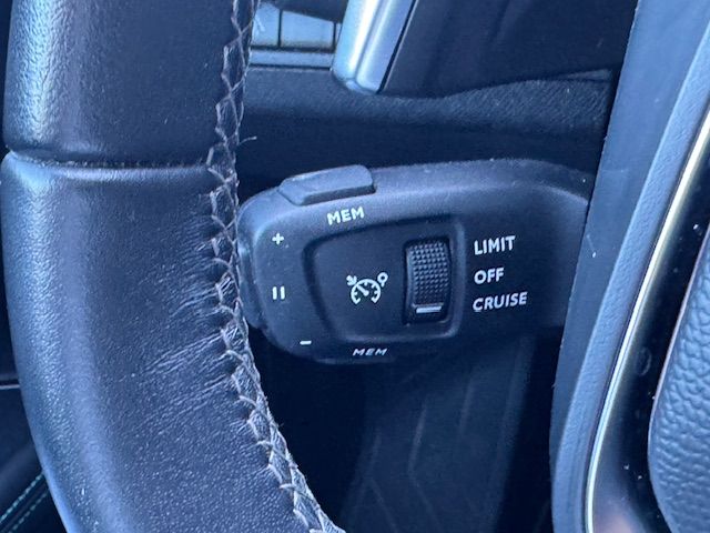 5008 BlueHDi 130 EAT8 Allure Pack