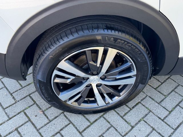 5008 BlueHDi 130 EAT8 Allure Pack