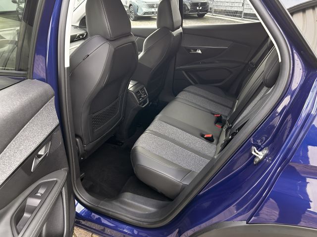 3008 PureTech 130 Stop & Start Allure