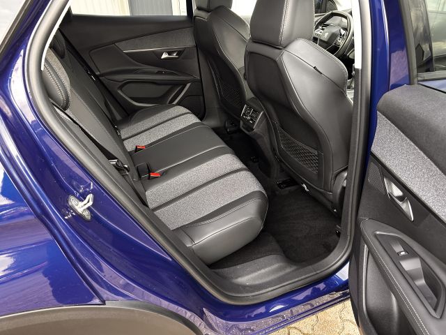 3008 PureTech 130 Stop & Start Allure