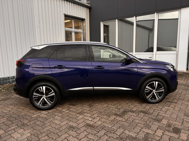 3008 PureTech 130 Stop & Start Allure