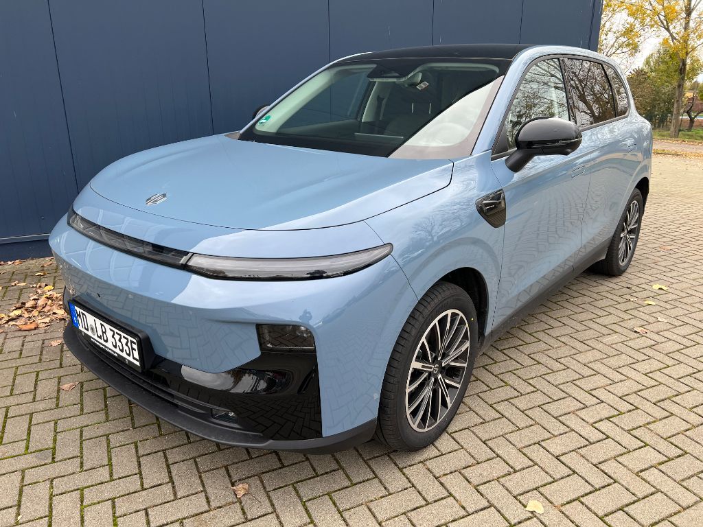 B10 67,1 kWh Design Pro Max