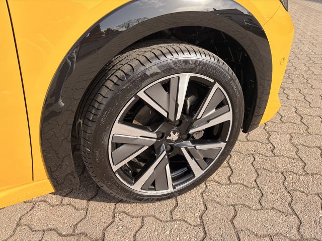 208 PureTech 130 EAT8 GT